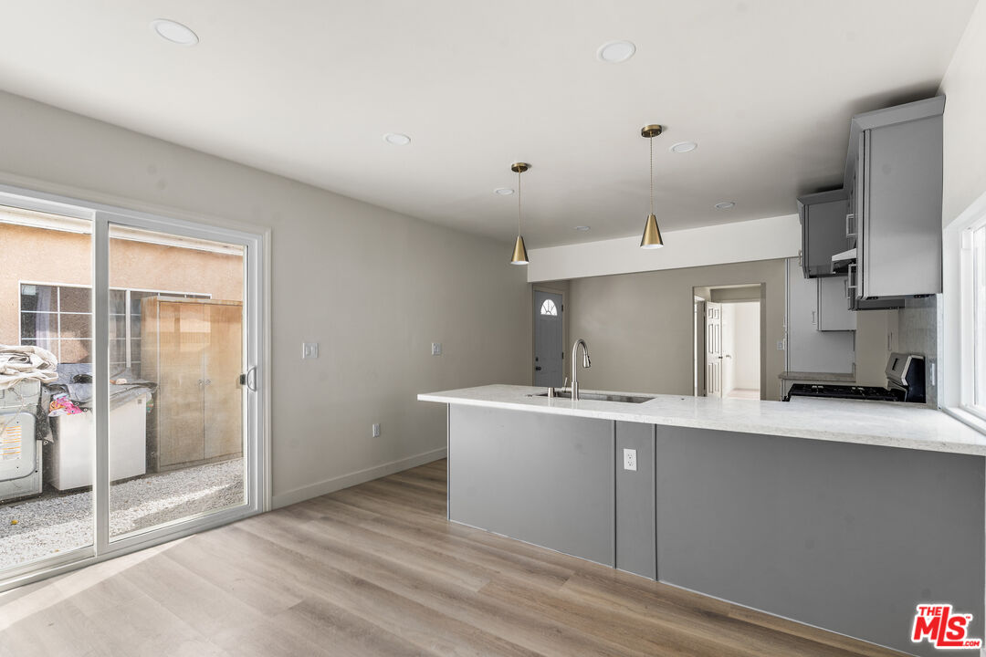 Lynwood Condo: 11243 Hulme Avenue