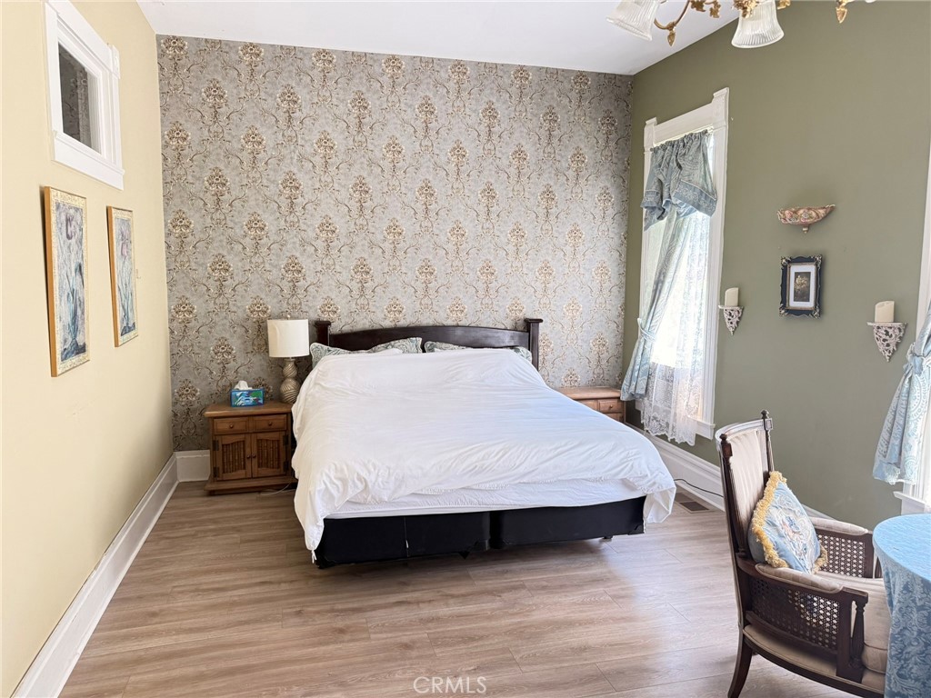 Sierra Madre Condo: 225 North Lima Street