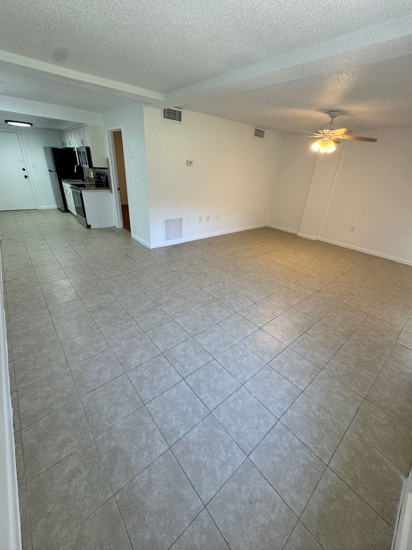 Ocala Condo: 1735 NE 2nd Street