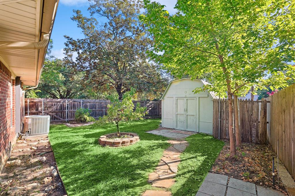 Mansfield Condo: 1302 Palm Street