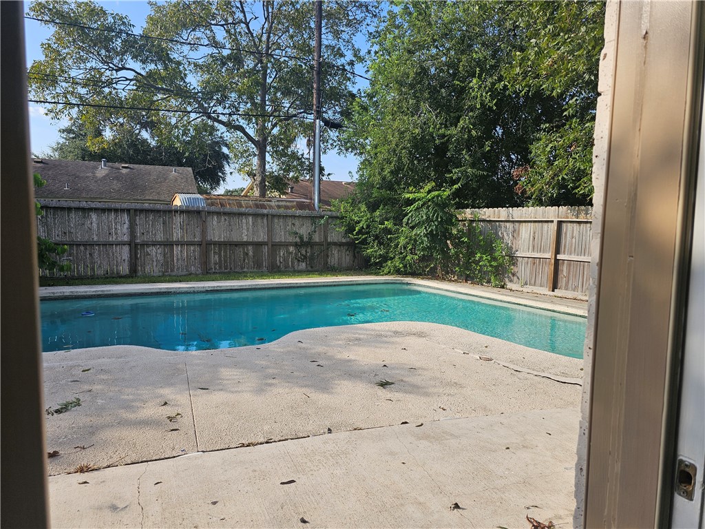 Corpus Christi Condo: 4134 Sierra Street