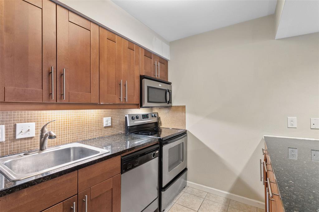 Austin Condo: 7685 Northcross Drive