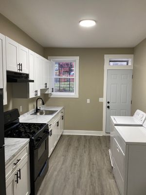 Baltimore Townhome: 2114 Hollins St