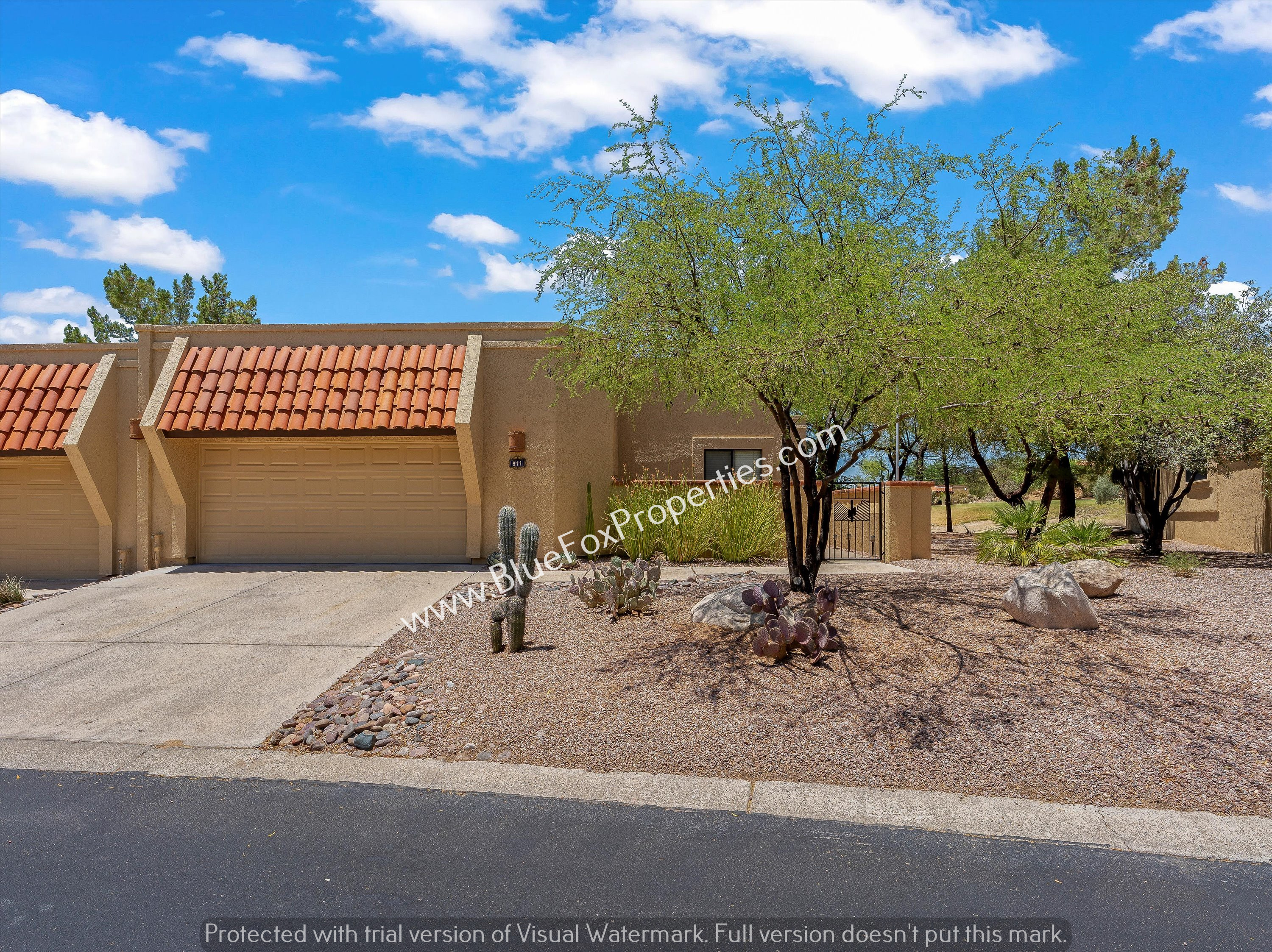 Tucson House: 811 East Camino Corrida