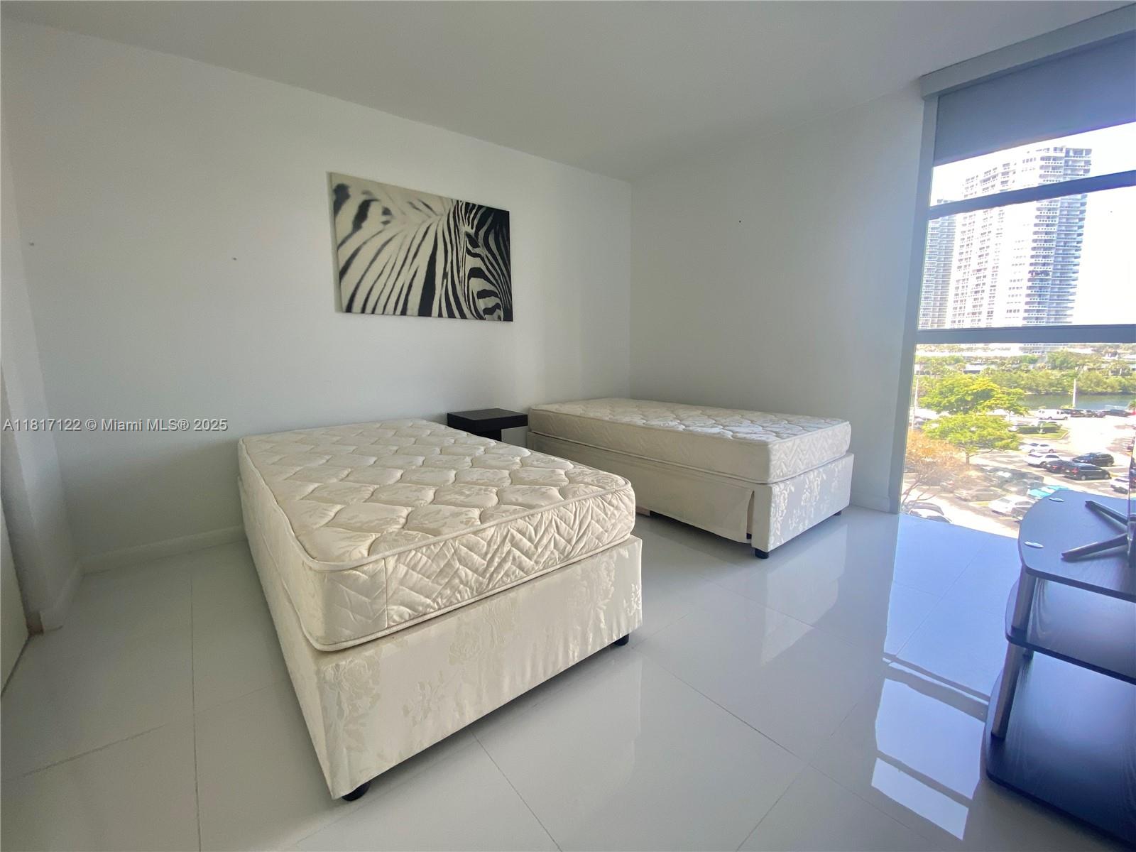 Aventura Condo: 3731 North Country Club Drive