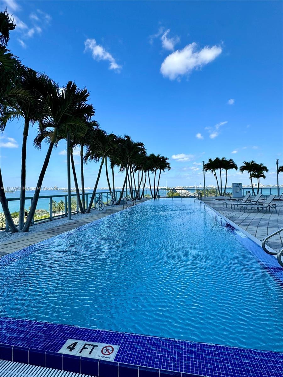 Miami Condo: 601 Northeast 36th Street
