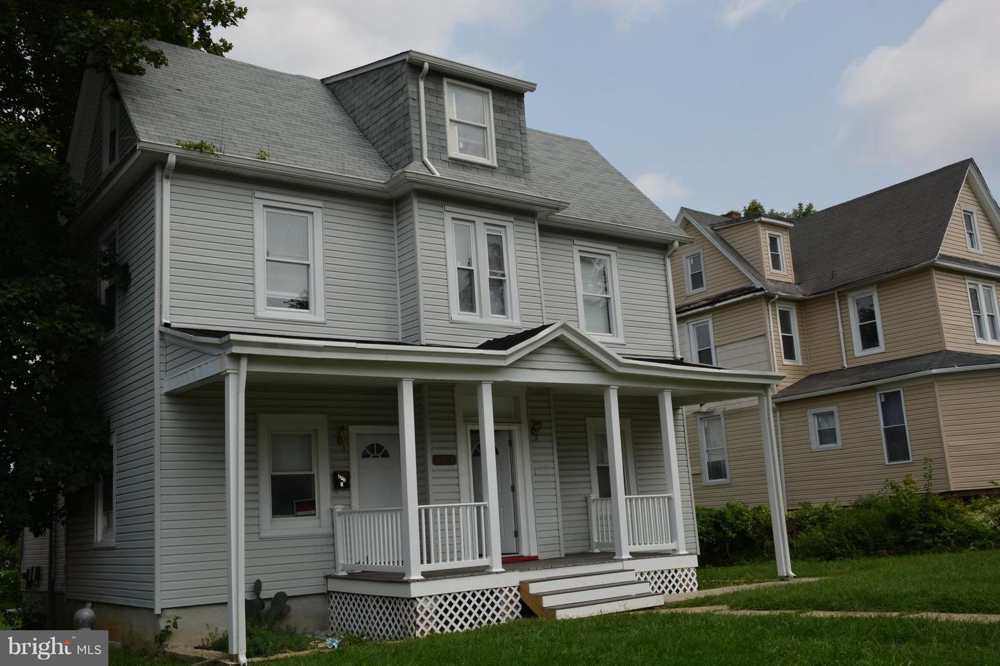 Baltimore House: 4004 Belvieu Ave