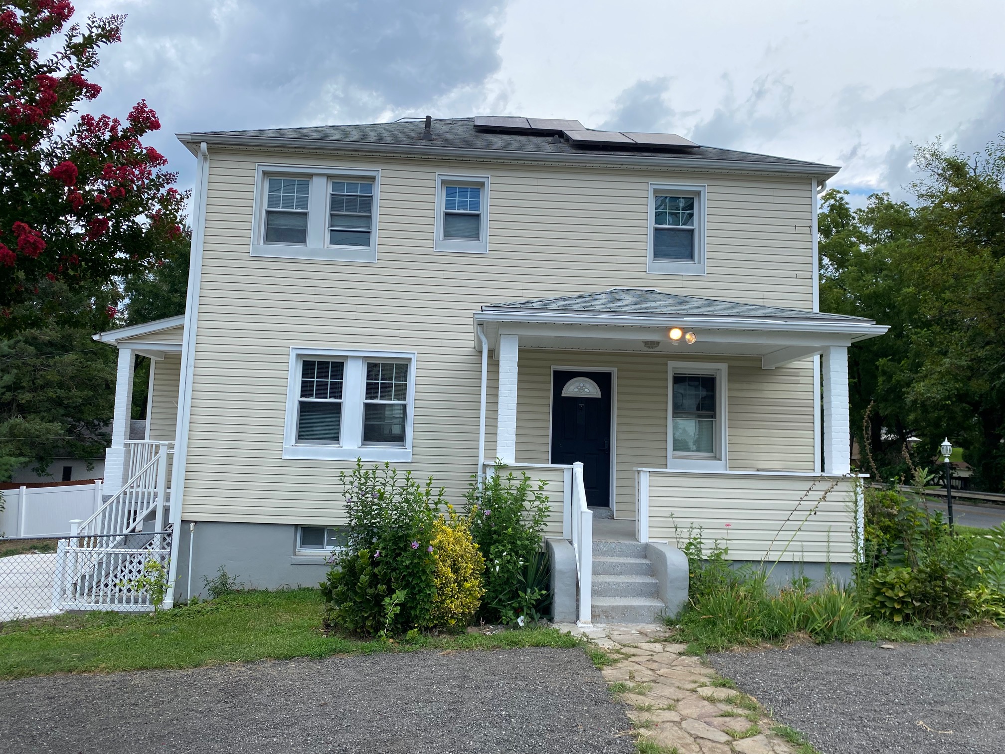 Baltimore House: 4319 Kenwood Ave