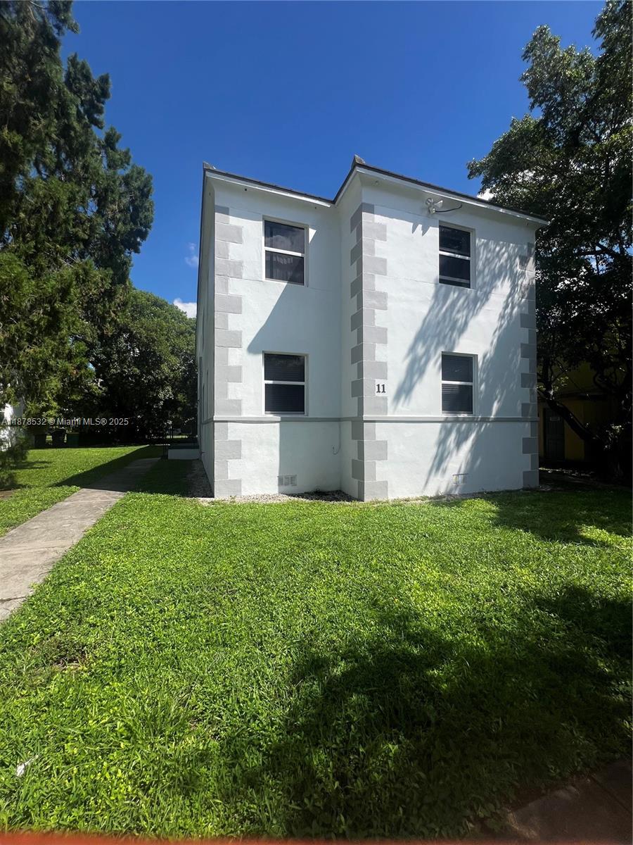 Coral Gables Condo: 11 Sidonia Avenue