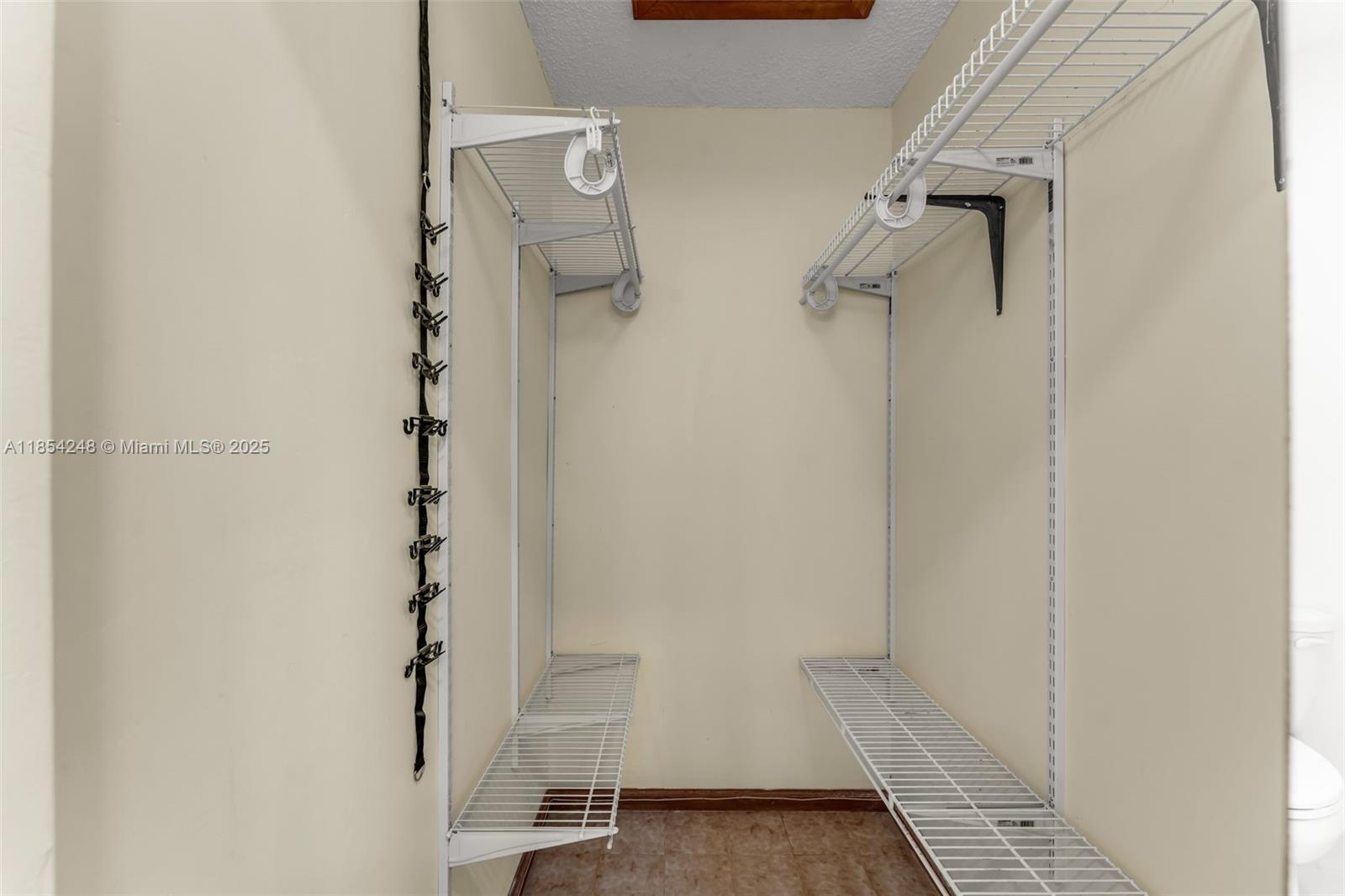 Miami Condo: 9130 Southwest 101st Avenue