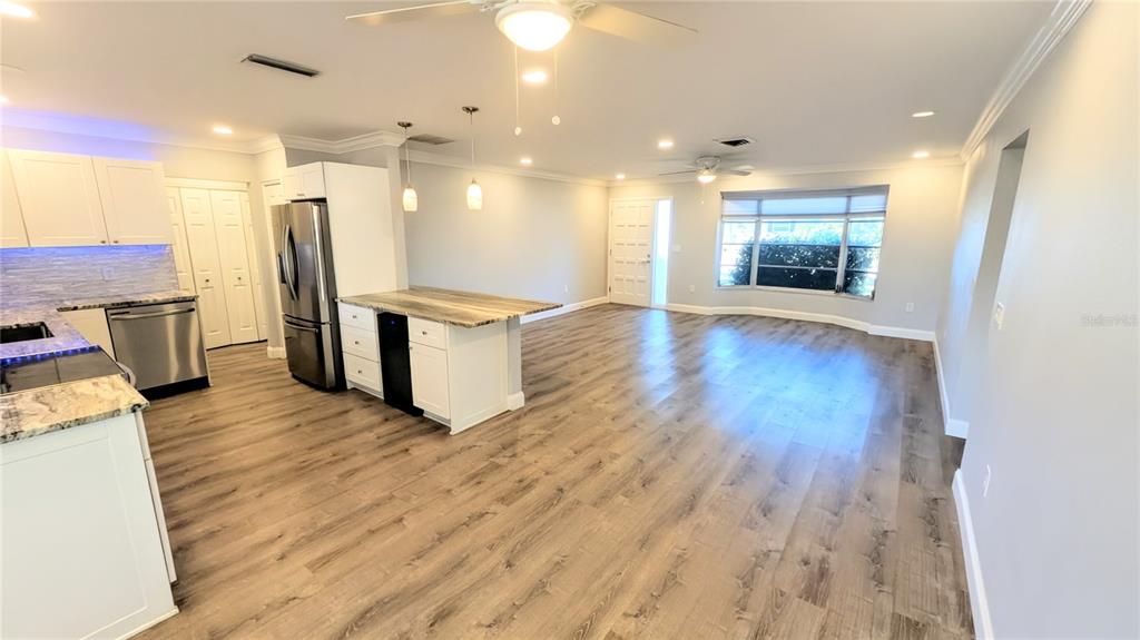 Sarasota Condo: 2017 Arden Drive