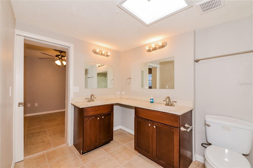Sarasota Condo: 2426 Stratford Drive