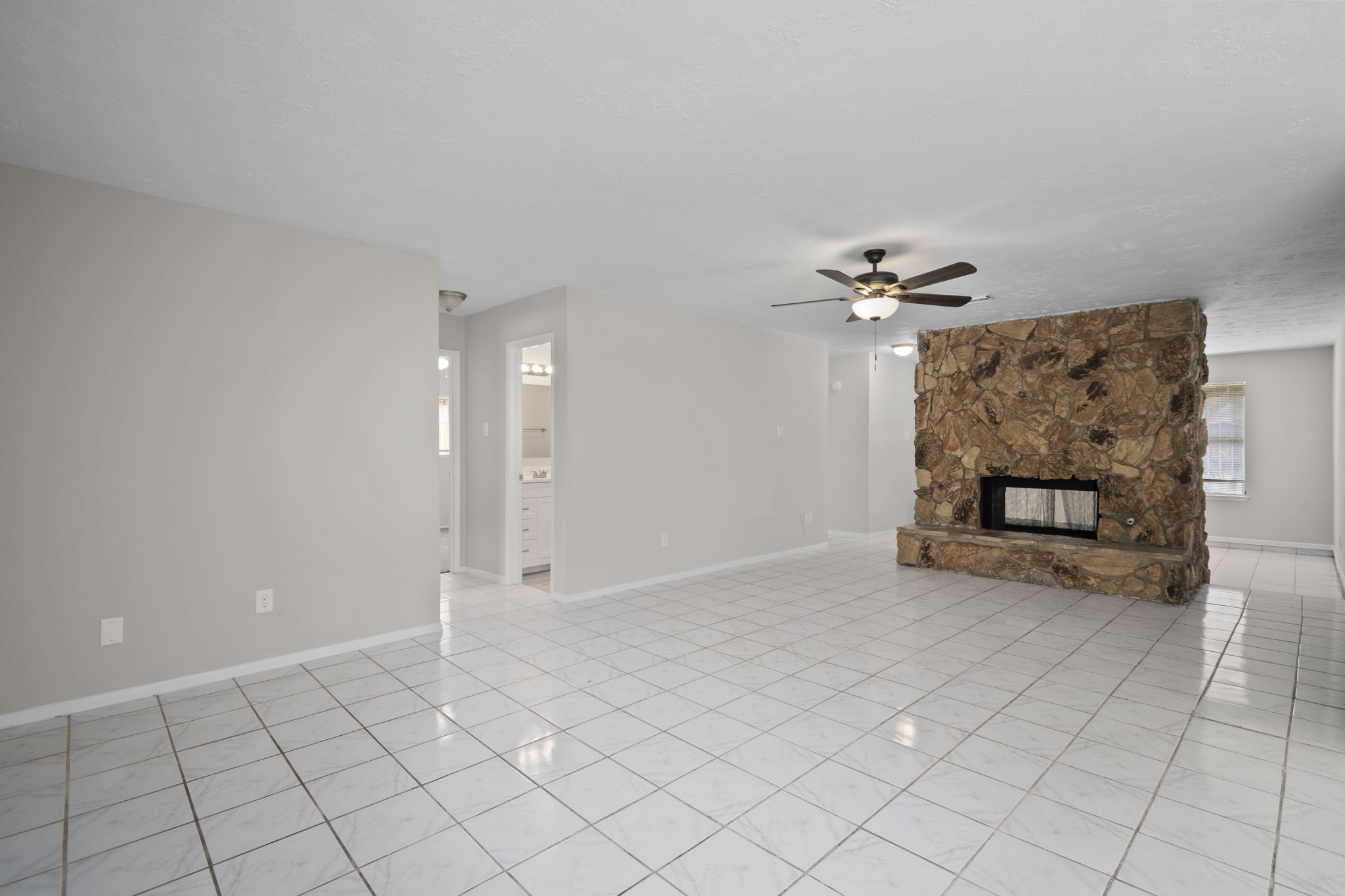 Houston Condo: 4202 Brandemere Way Street