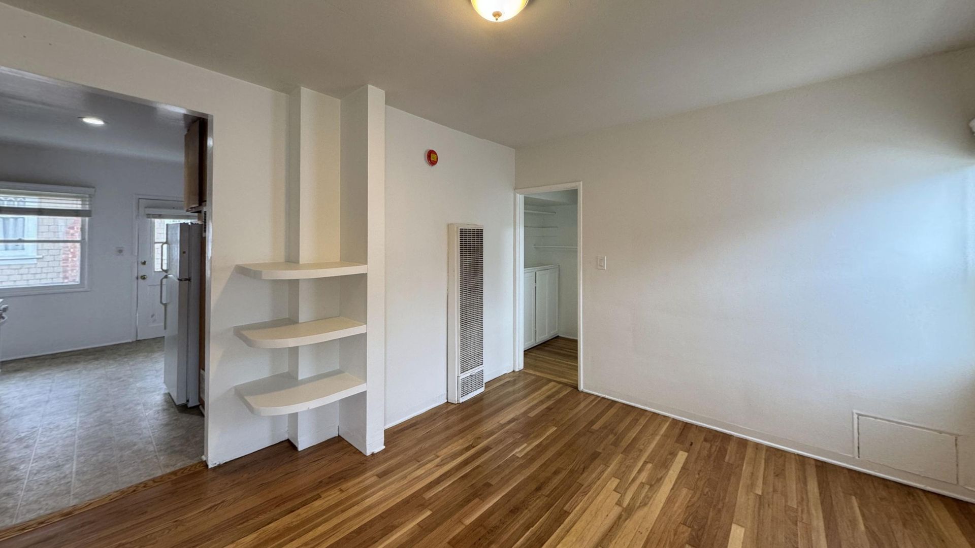 Venice Condo: 25 19th Ave.