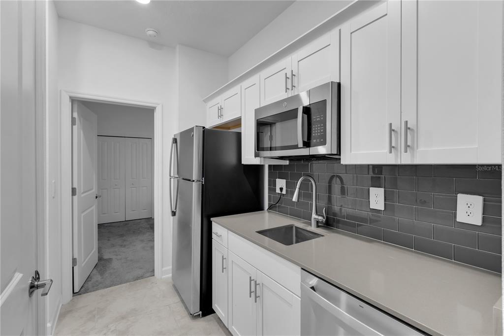 Davenport Condo: 3087 Camden Way