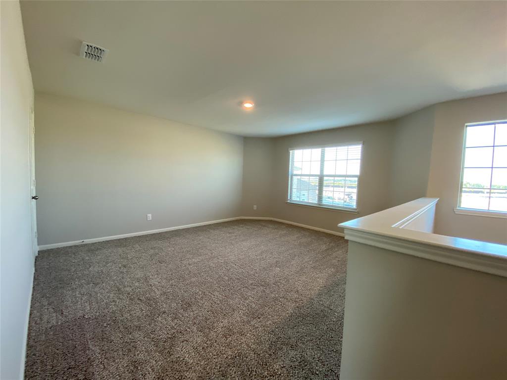 Anna Condo: 100 Emma Drive