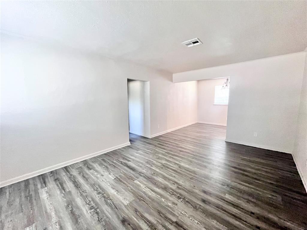 Grand Prairie Condo: 713 Cindy Lane