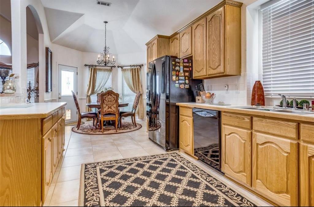 Grand Prairie Condo: 5231 Kathryn Drive