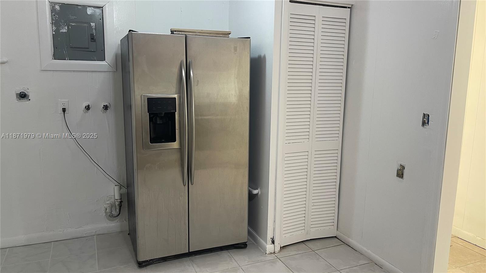 Hollywood Condo: 301 North 67th Avenue