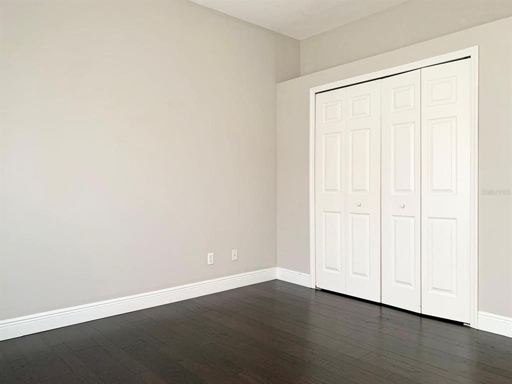 University Park Condo: 7452 Sea Island Lane