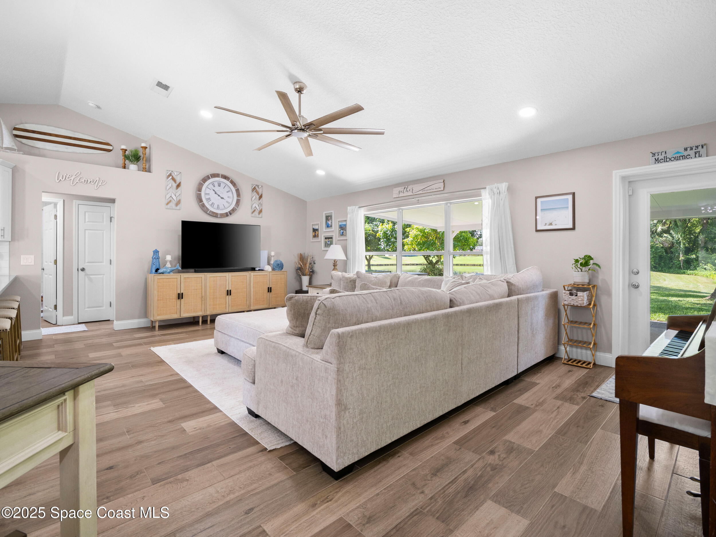 Melbourne Condo: 424 Brown Avenue