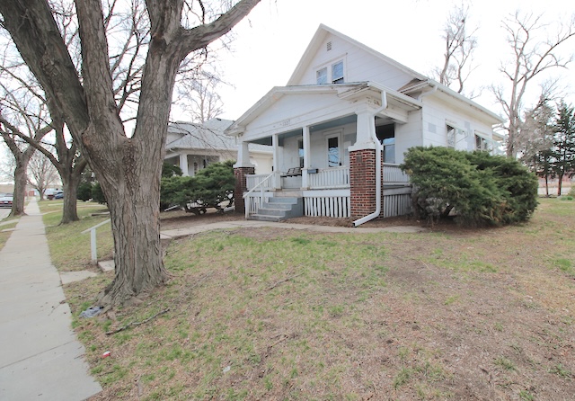 Lincoln House: 1227 New Hampshire