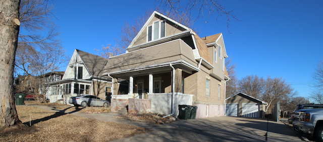 Lincoln Condo: 2040 E St