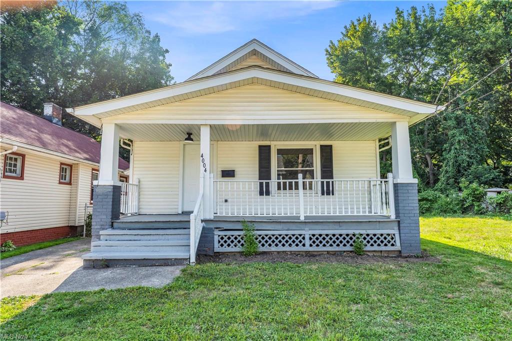 Cleveland House: 4004 W 23rd St