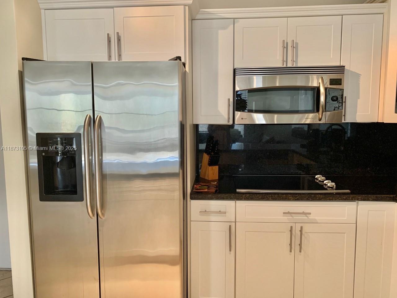 Hallandale Beach Condo: 500 Three Islands Boulevard