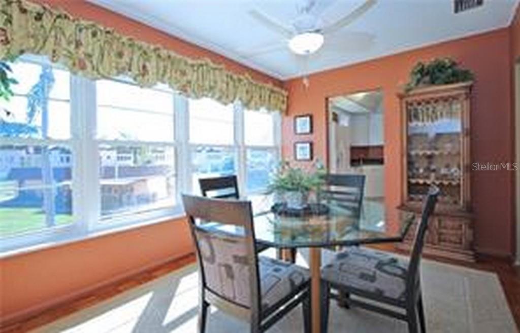 Seminole Condo: 221 Cedarwood Circle