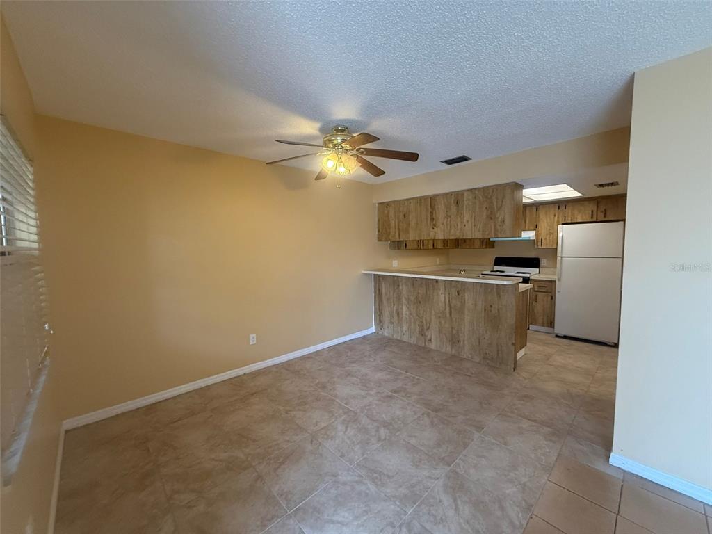 Brandon Condo: 3144 Bloomingdale Villas Court