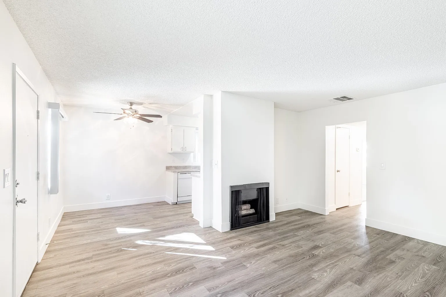 Lancaster Condo: 700 W Avenue I