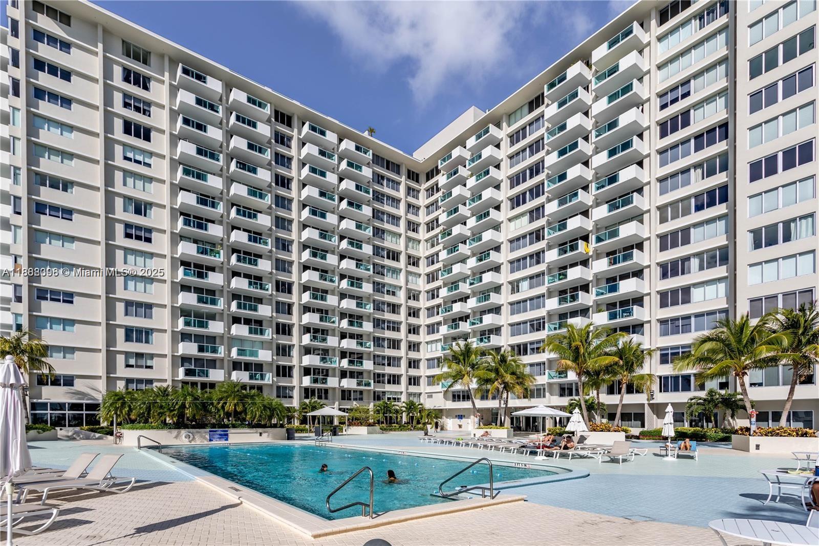 Miami Beach Condo: 1200 West Avenue
