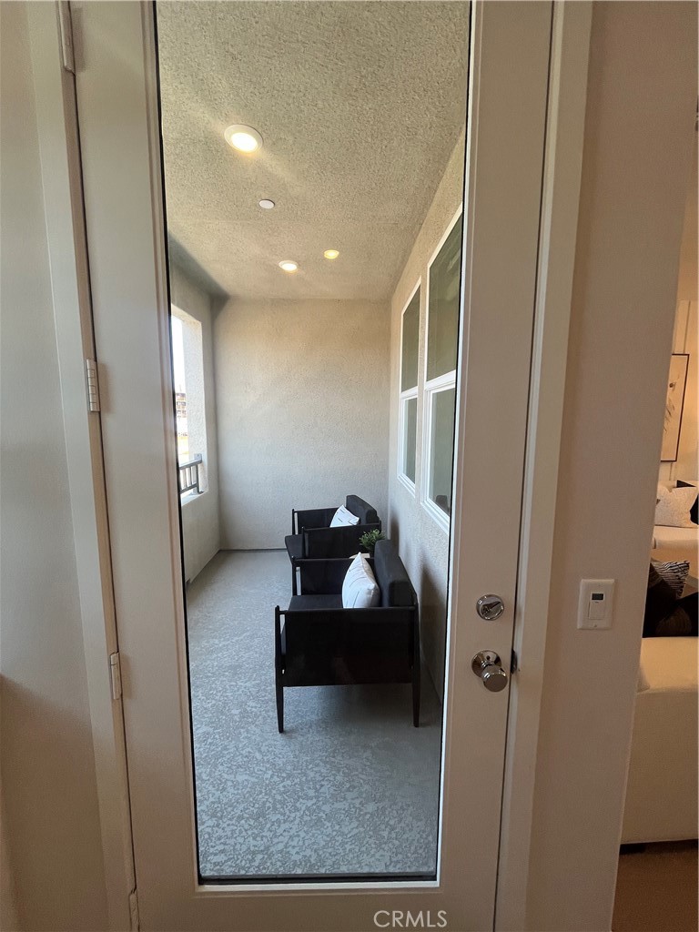 Anaheim Condo: 1872 Union