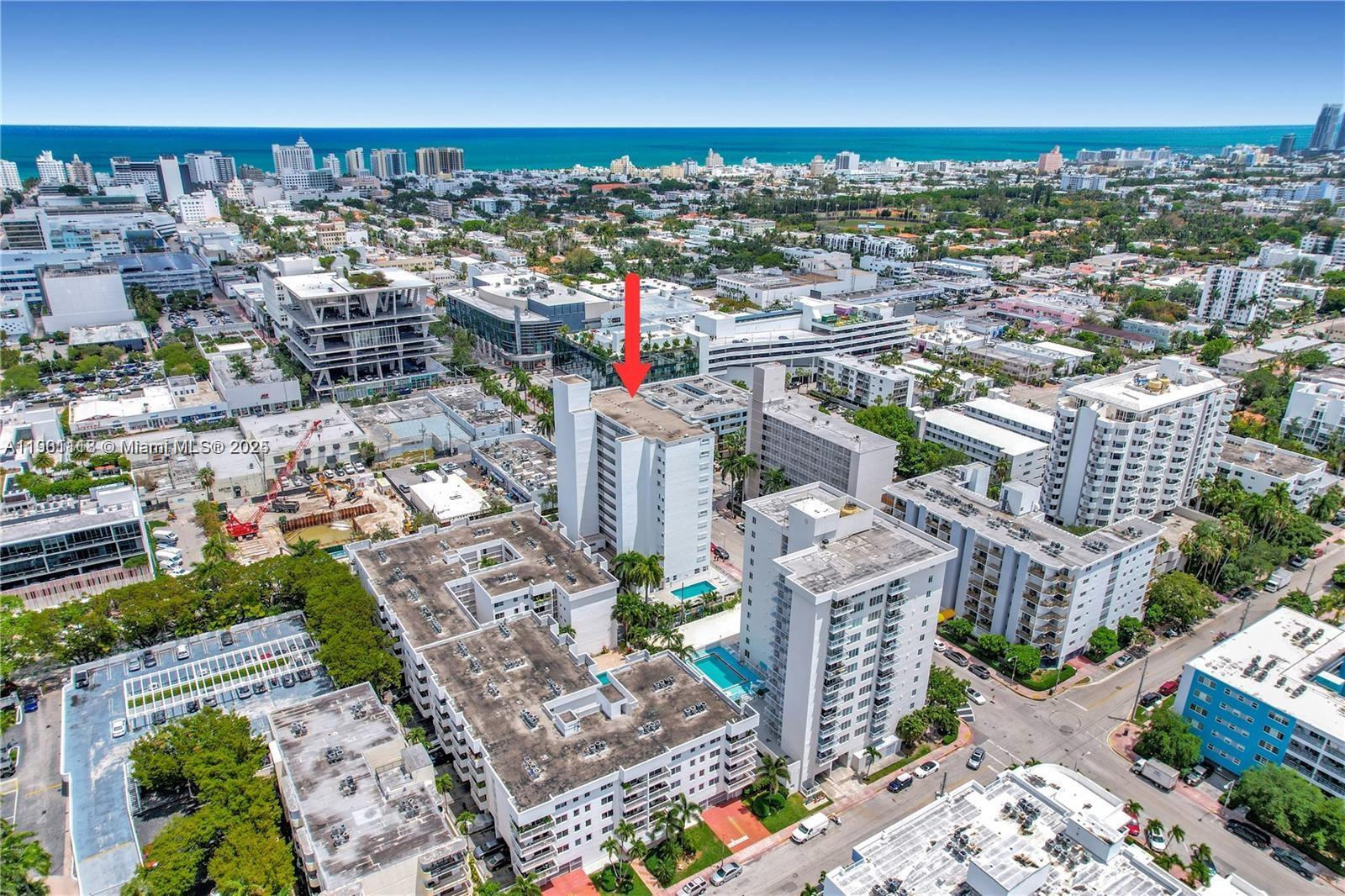 Miami Beach Condo: 1331 Lincoln Road
