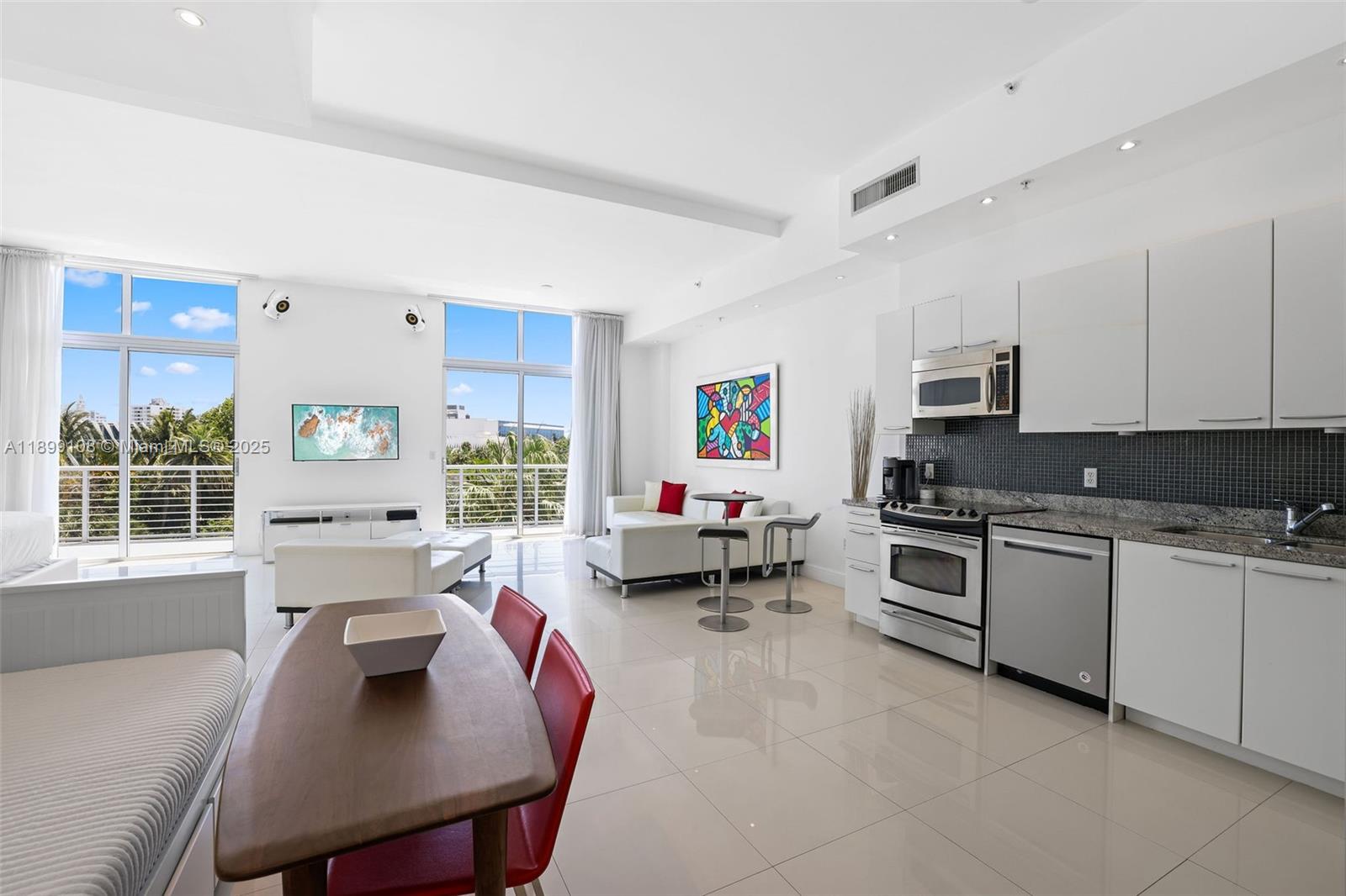Miami Beach Condo: 2001 Meridian Avenue