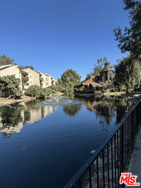 Culver City Condo: 4634 Maytime Lane