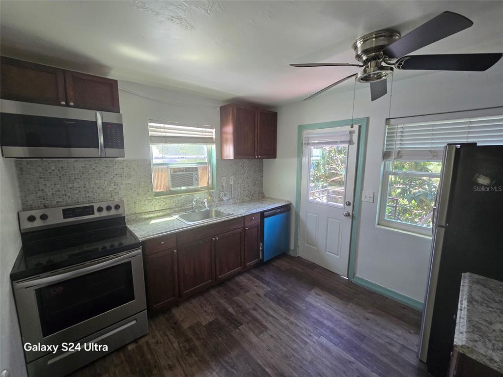 Mount Dora Condo: 7306 Earlwood Avenue
