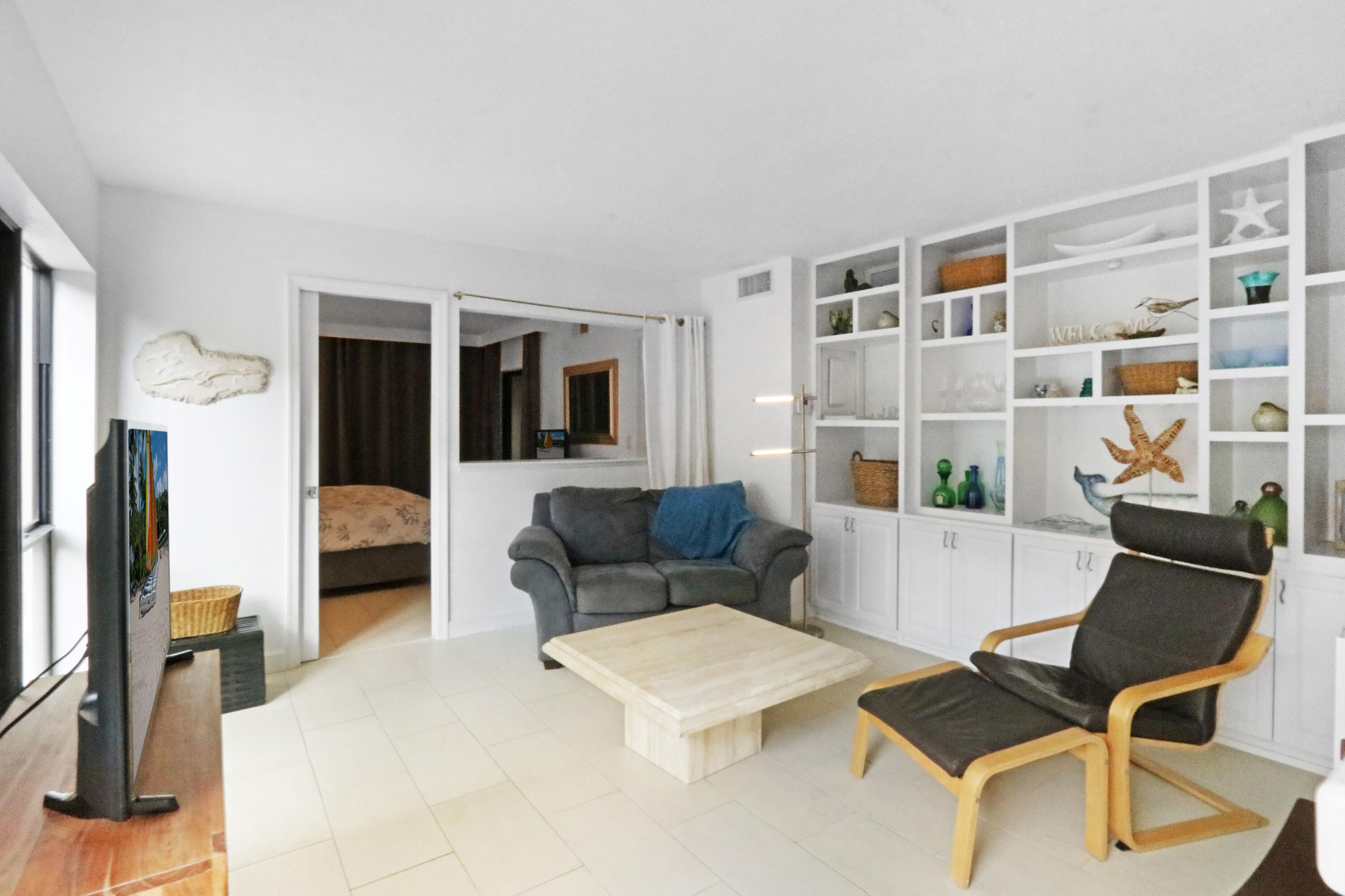 Jupiter Condo: 1605 Highway 1