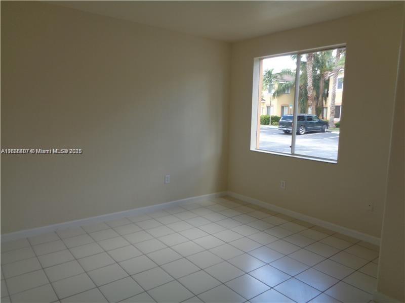 Homestead Condo: 2621 Southeast 15th Place