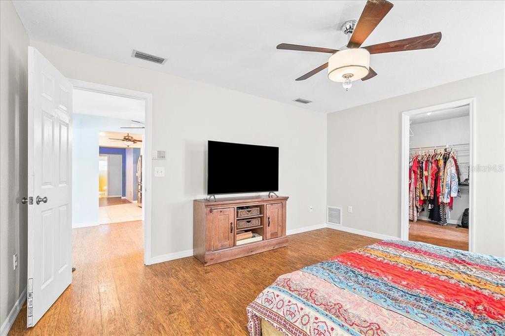 Sarasota Condo: 1302 Georgetowne Circle