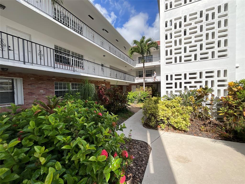 Fort Lauderdale Condo: 2424 Northeast 9th Street