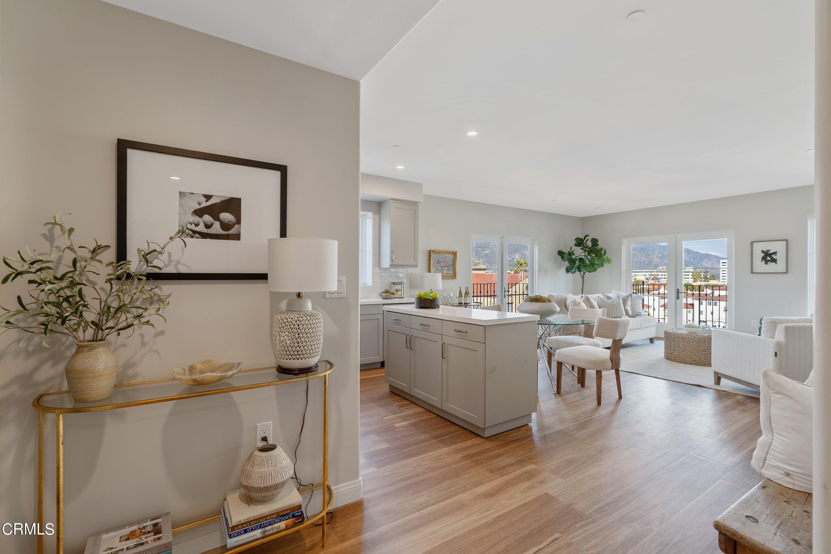 Pasadena Condo: 88 North Oakland Avenue