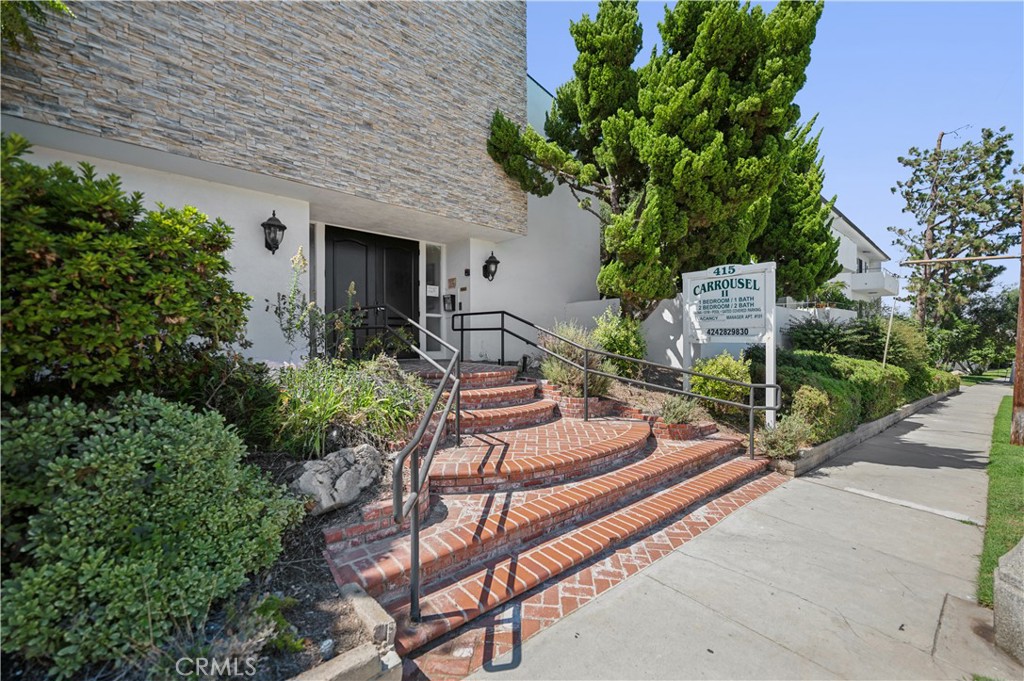 Redondo Beach Condo: 415 South Prospect Avenue