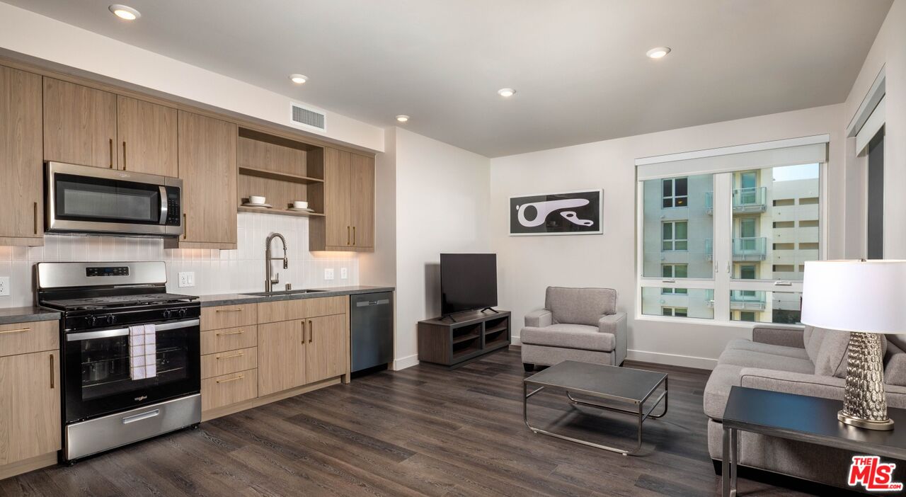 Los Angeles Condo: 1340 South Hill Street