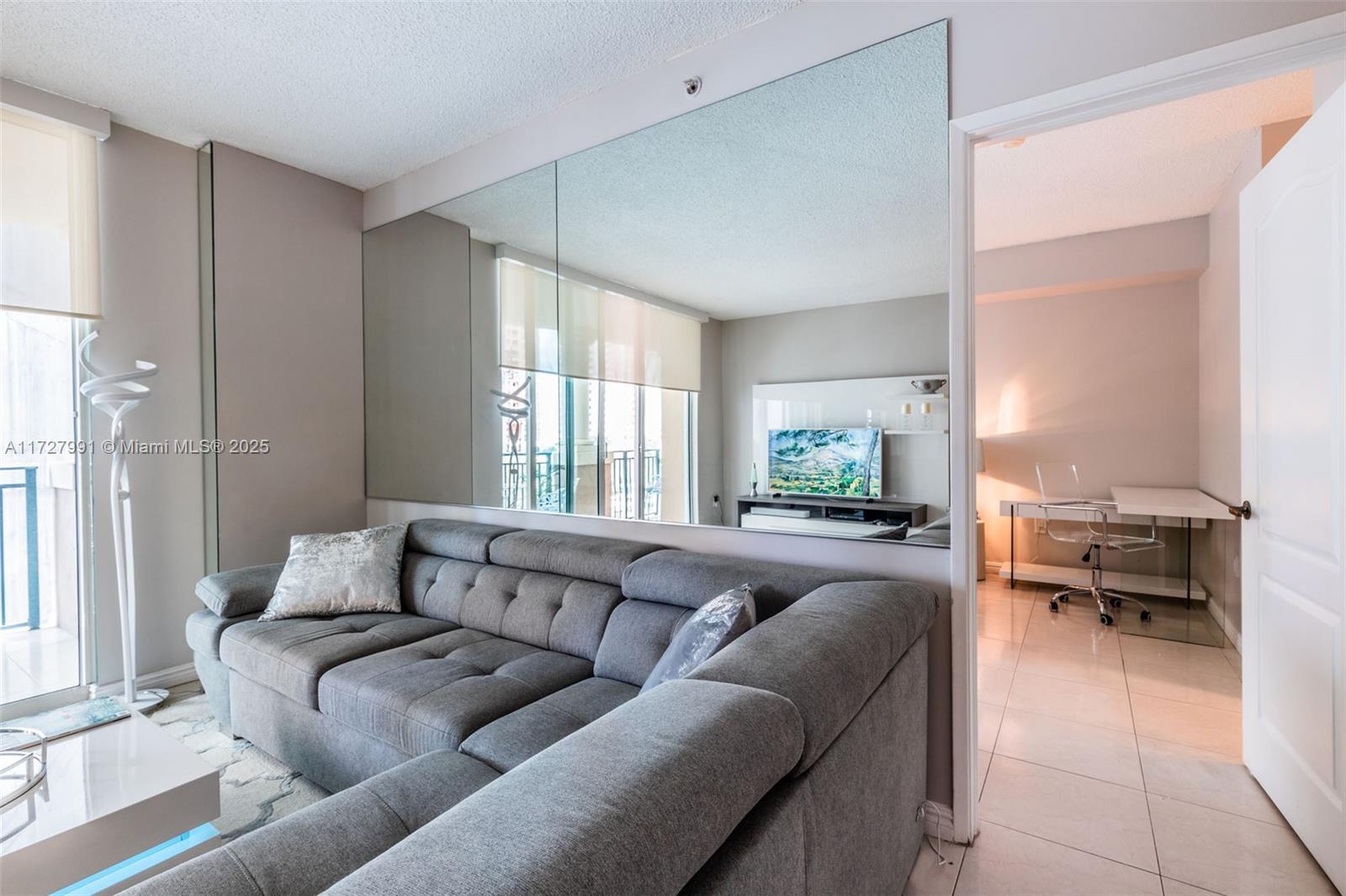 Sunny Isles Beach Condo: 17555 Atlantic Boulevard