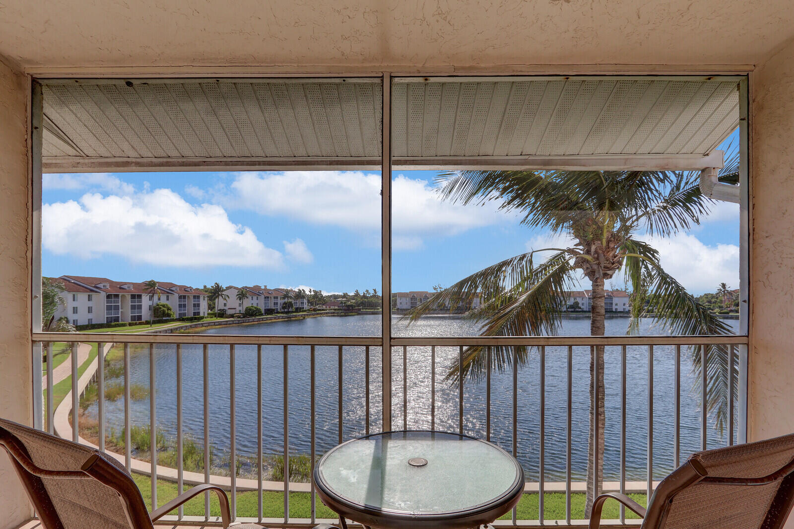 Jensen Beach Condo: 4468 Northeast Ocean Boulevard