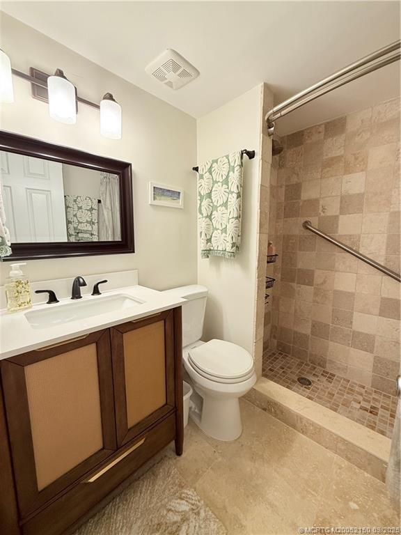 Jensen Beach Condo: 9940 South Ocean Drive