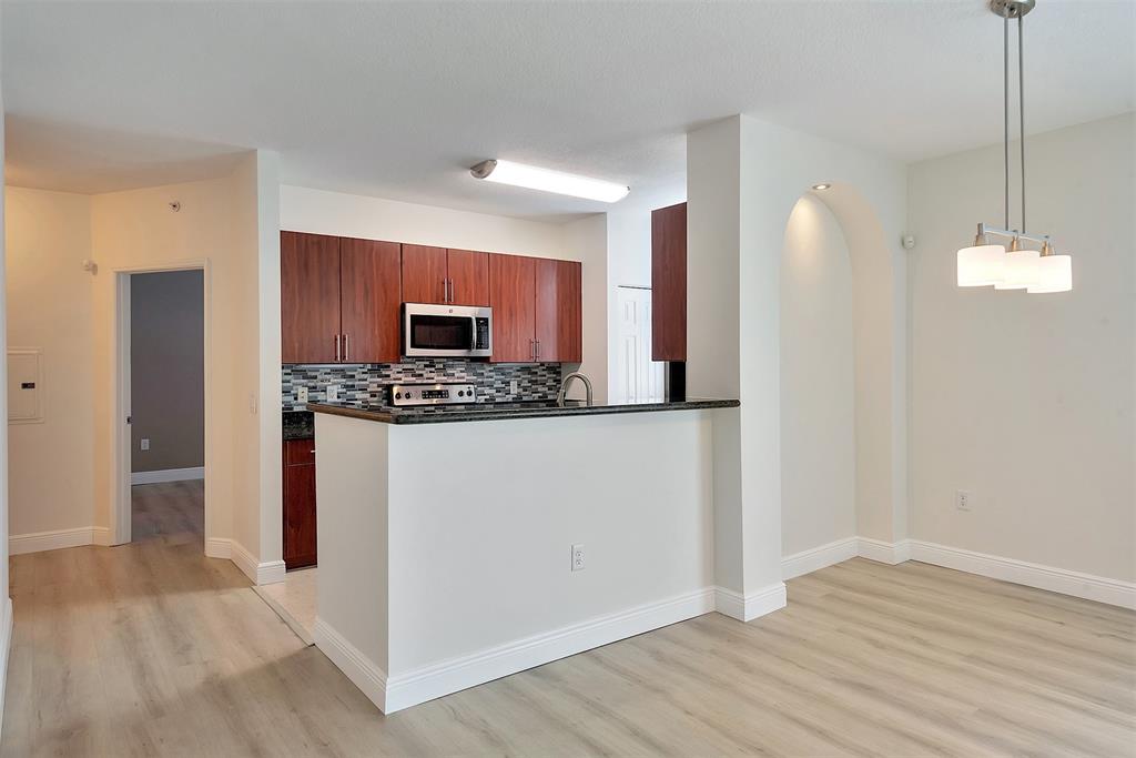 Fort Lauderdale Condo: 2421 Northeast 65th Street