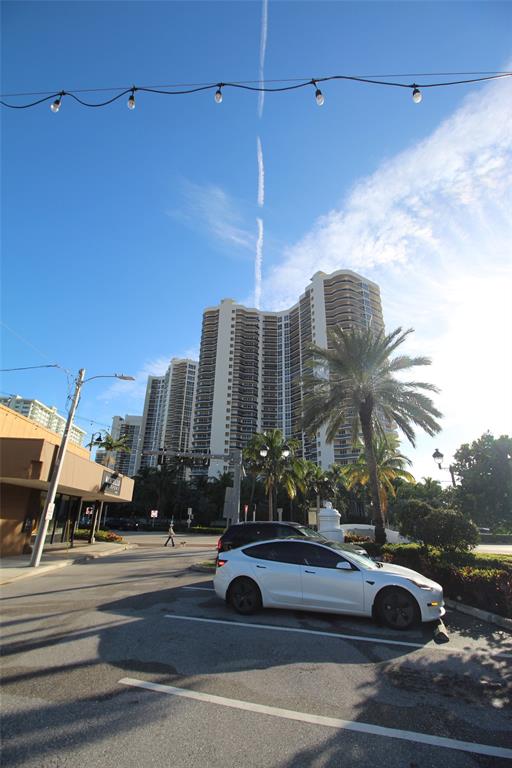Fort Lauderdale Condo: 3345 Northeast 32nd Street